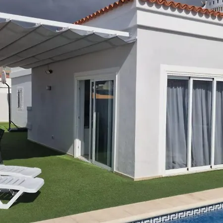 Familiar Los Cristianos Апартаменты *