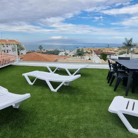 Familiar Los Cristianos Apartment